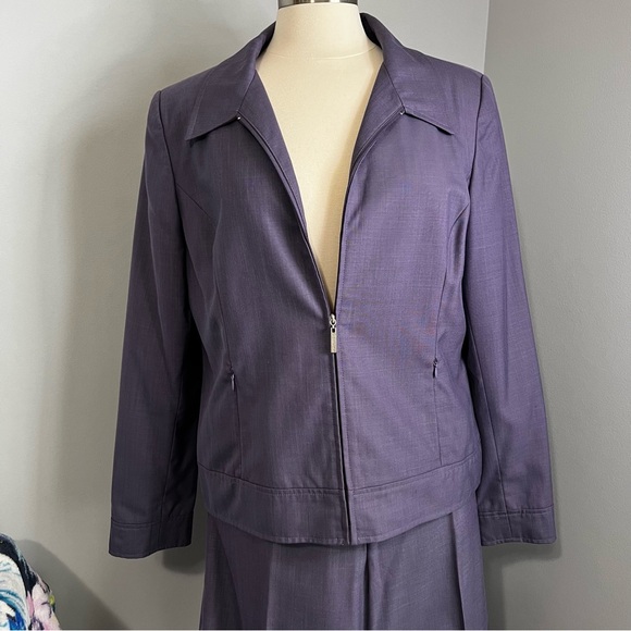 Oscar De La Renta 16 Purple 2 Piece Pant Suit - Full Zip Jacket - Picture 3 of 17